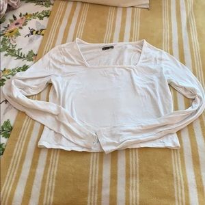Long sleeve cropped top